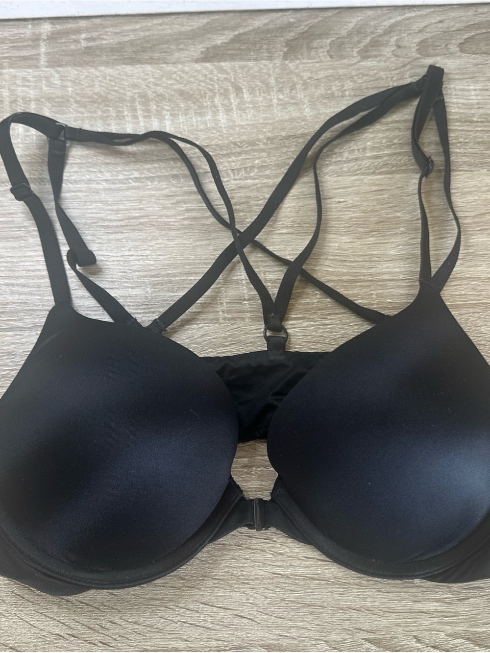 Victoria’s Secret Very Sexy Push-Up Size 34B Front Closure